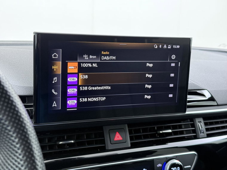 Vehicle Image 30