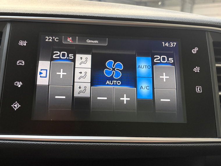 Vehicle Image 40