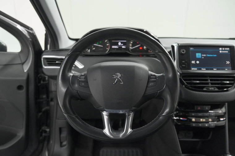 Vehicle Image 27