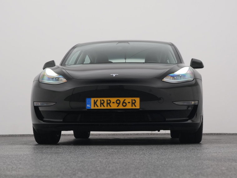 Vehicle Image 35