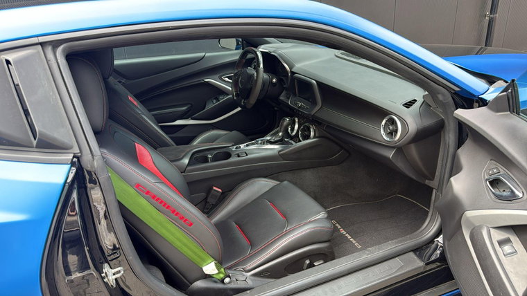 Vehicle Image 18