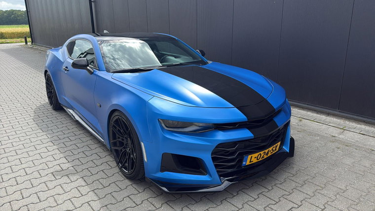 Vehicle Image 6