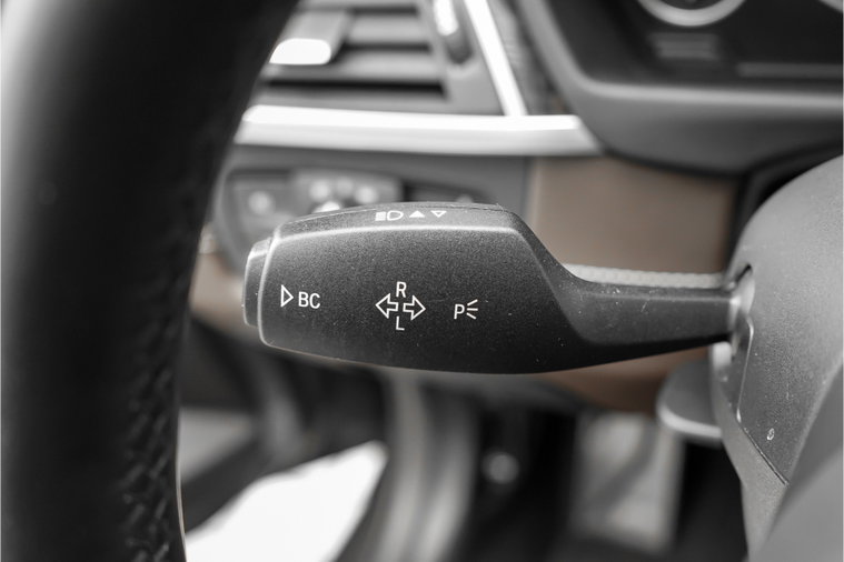Vehicle Image 38