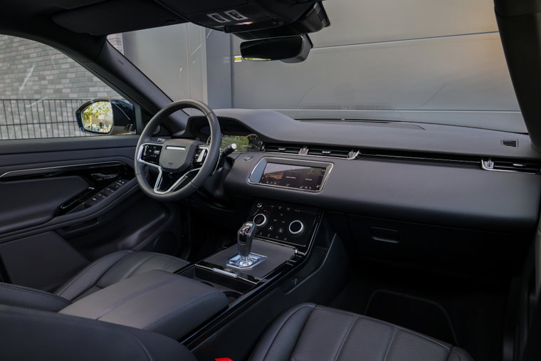 Vehicle Image 19