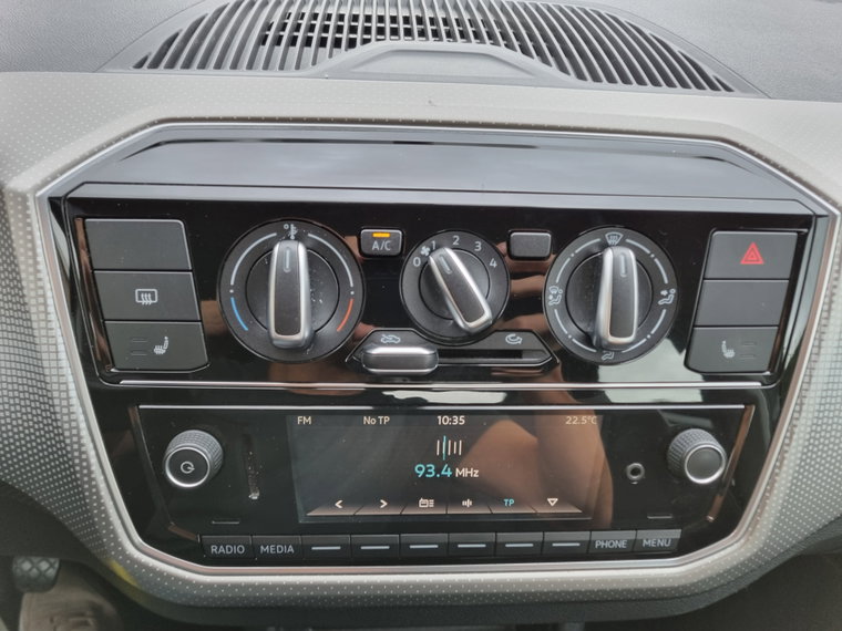 Vehicle Image 33