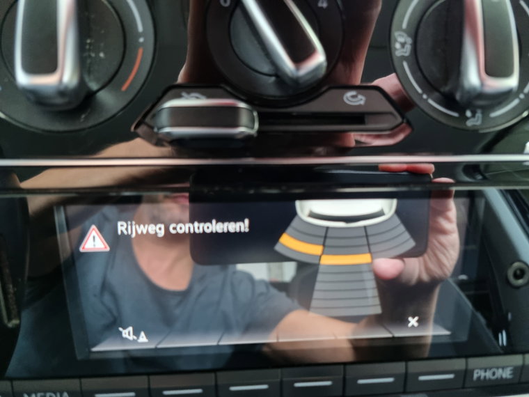 Vehicle Image 38