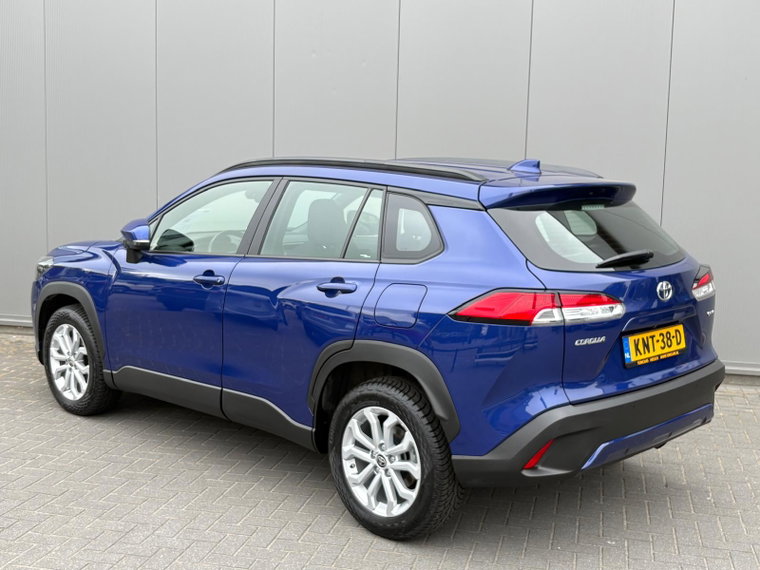 Vehicle Image 4