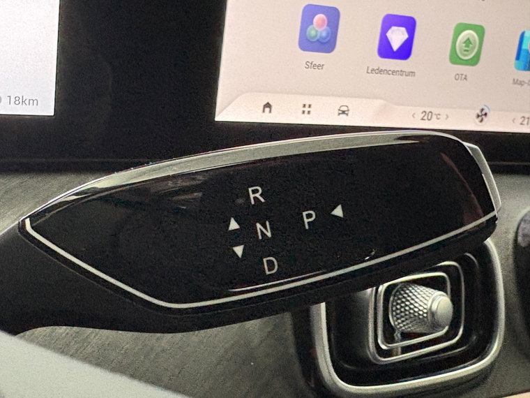 Vehicle Image 39