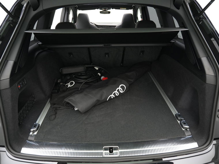 Vehicle Image 38