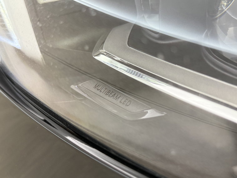 Vehicle Image 36