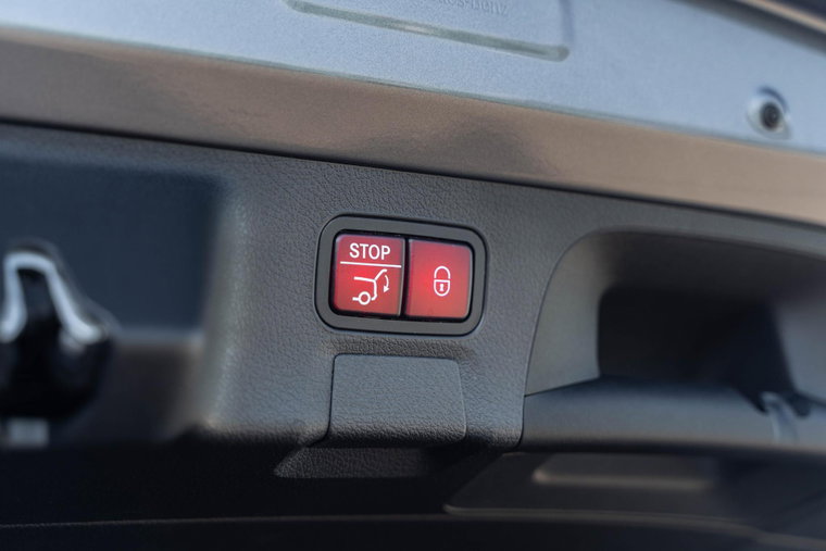 Vehicle Image 22