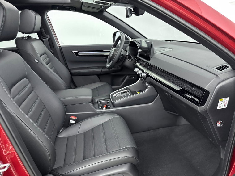 Vehicle Image 25