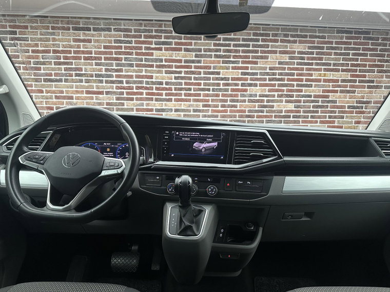 Vehicle Image 40