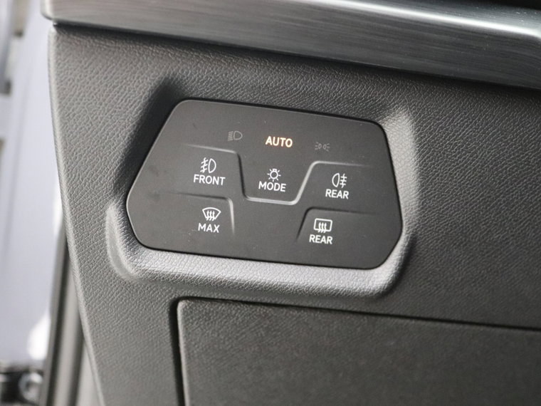 Vehicle Image 27