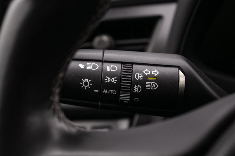 Vehicle Image 33