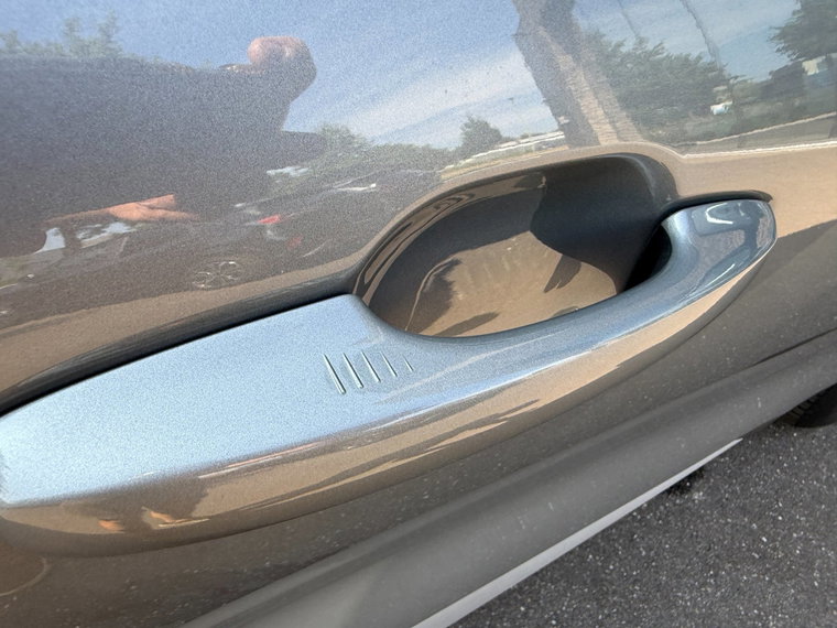 Vehicle Image 39