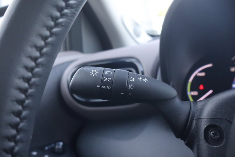 Vehicle Image 23