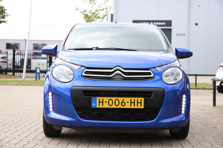 Vehicle Image 6
