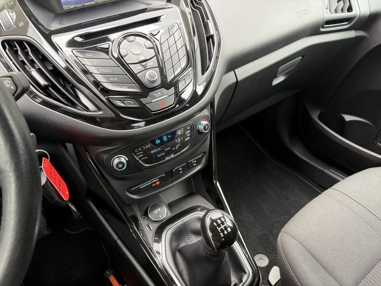 Vehicle Image 22