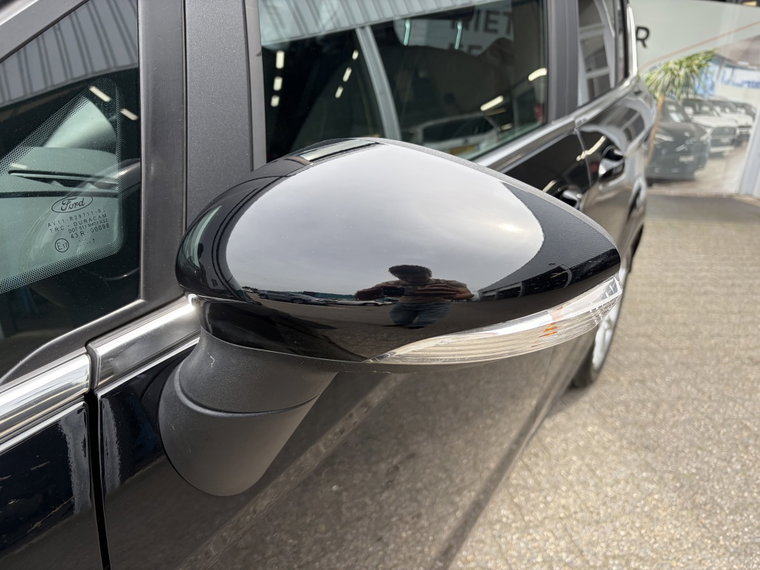 Vehicle Image 31