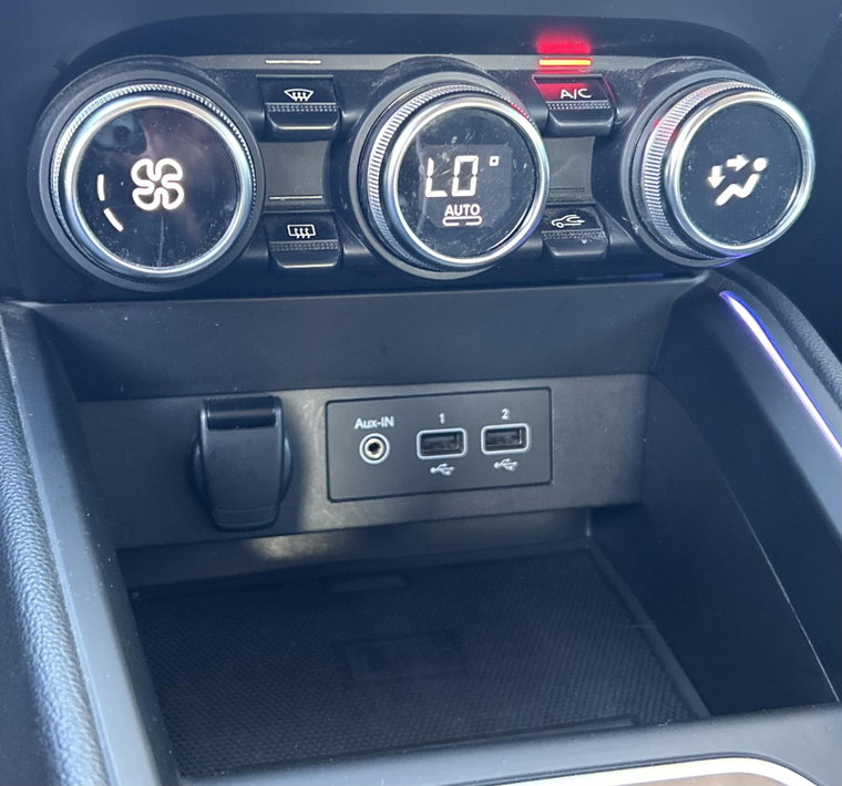 Vehicle Image 17