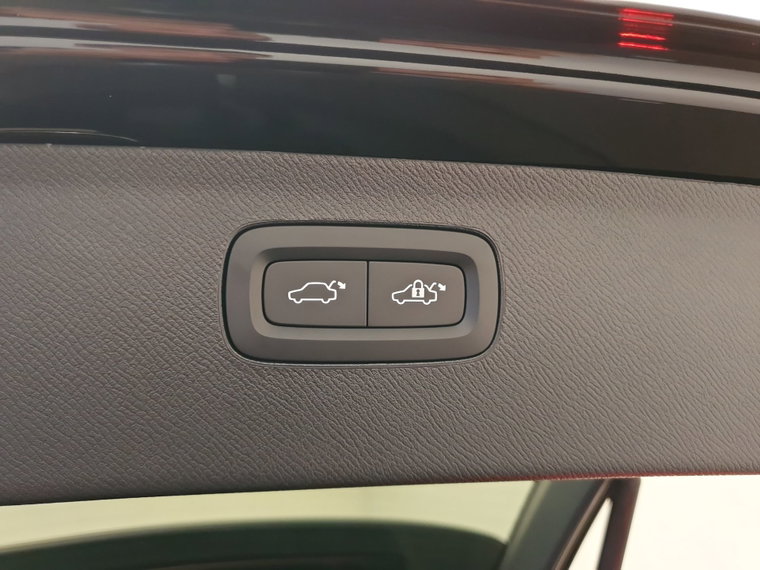 Vehicle Image 26