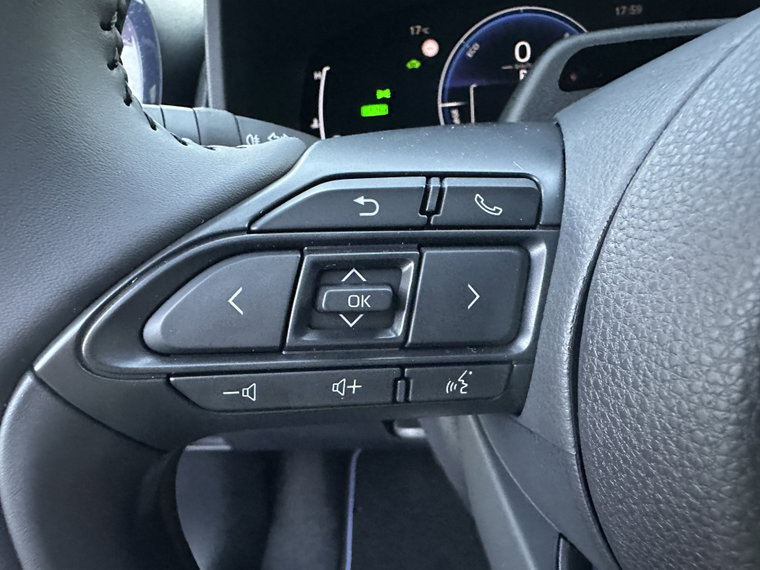 Vehicle Image 28