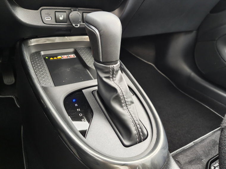 Vehicle Image 22