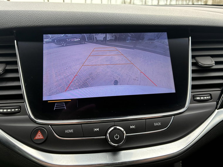 Vehicle Image 35
