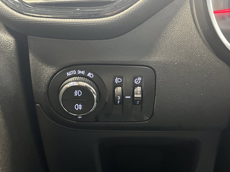 Vehicle Image 24