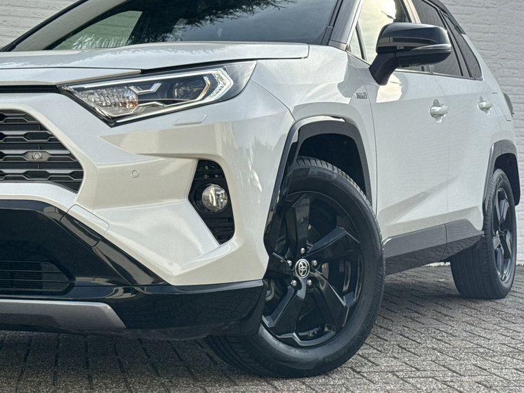 Vehicle Image 36