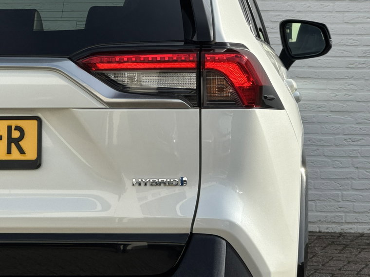 Vehicle Image 38