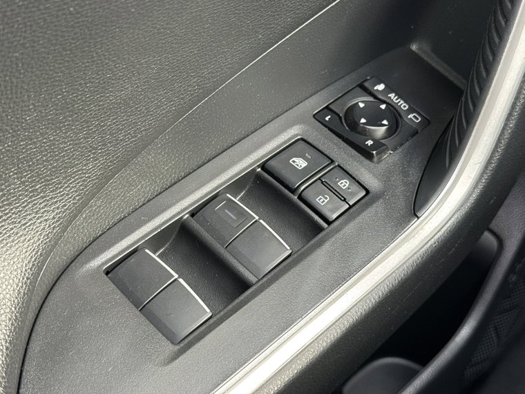 Vehicle Image 45