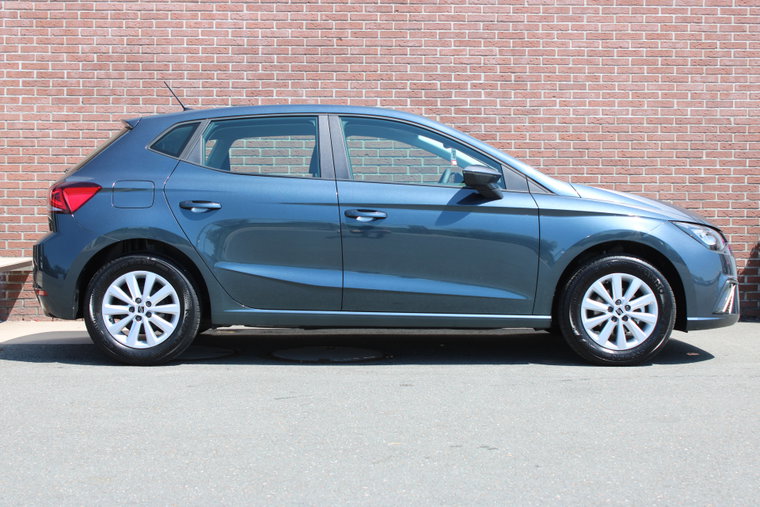 Vehicle Image 15