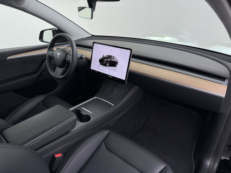Vehicle Image 40
