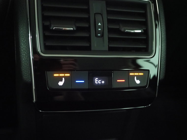 Vehicle Image 39