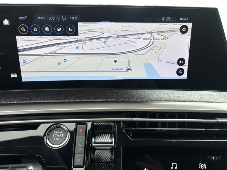 Vehicle Image 17