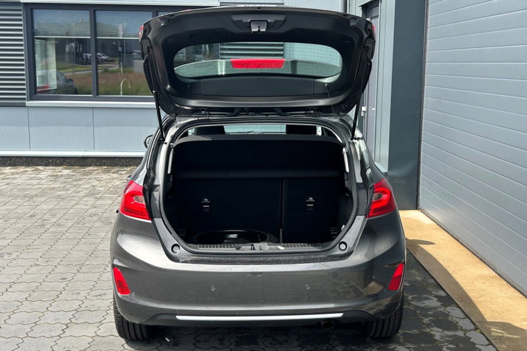 Vehicle Image 22
