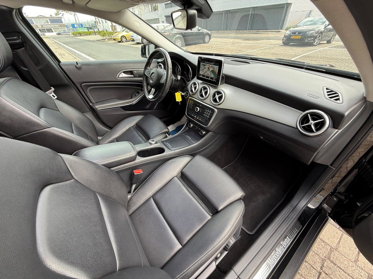 Vehicle Image 45