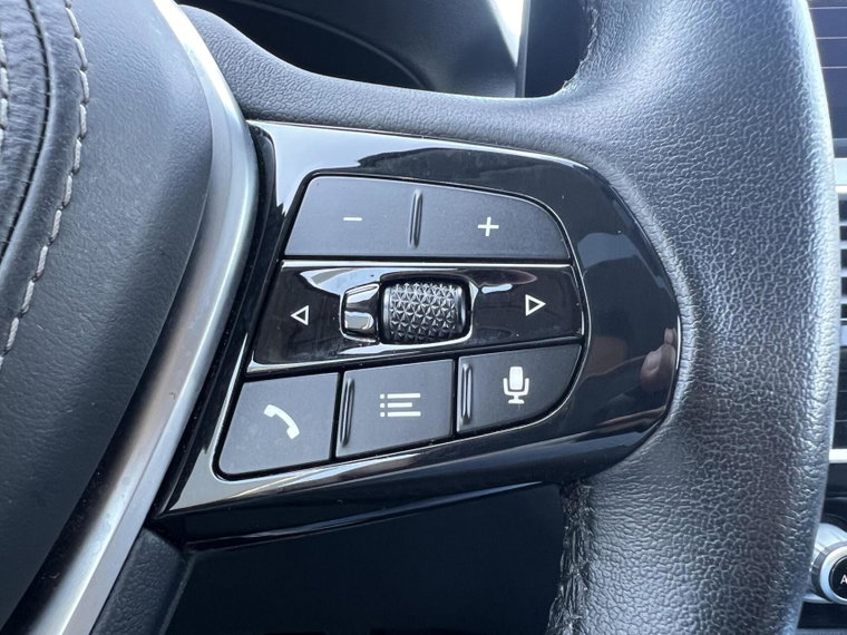 Vehicle Image 45