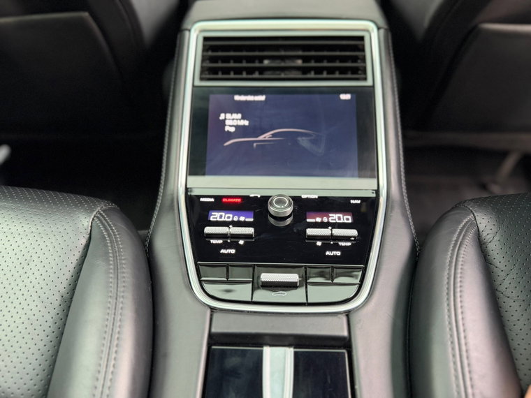 Vehicle Image 39