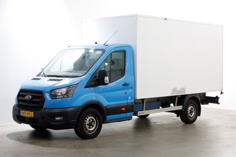 Vehicle Image 8
