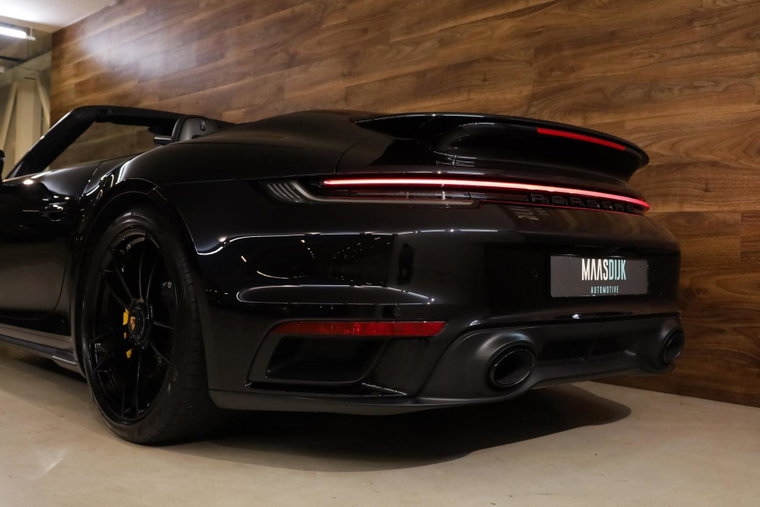 Vehicle Image 28