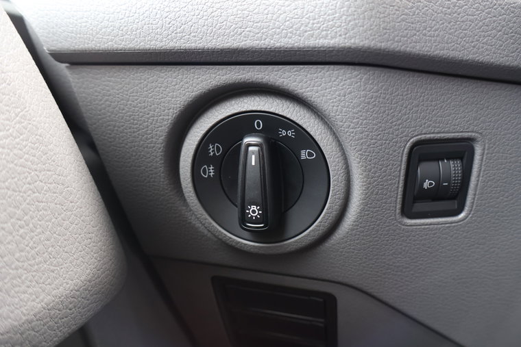 Vehicle Image 24