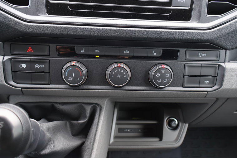 Vehicle Image 27