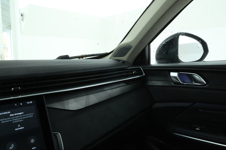 Vehicle Image 37