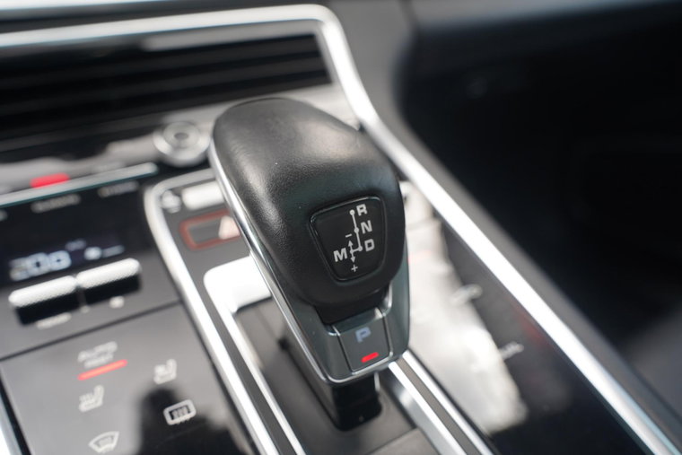 Vehicle Image 35