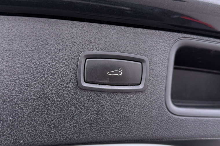 Vehicle Image 45
