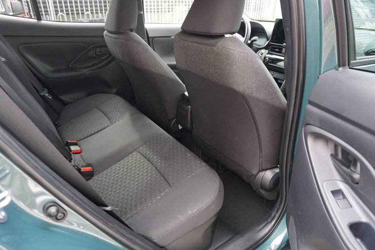 Vehicle Image 13