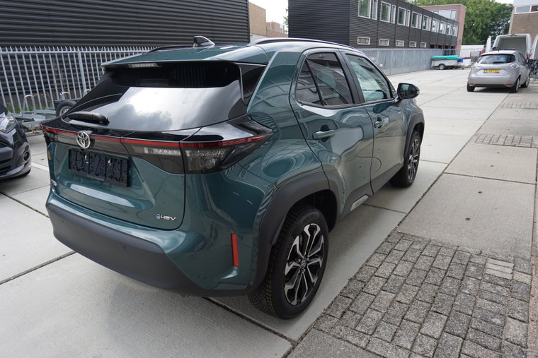 Vehicle Image 6